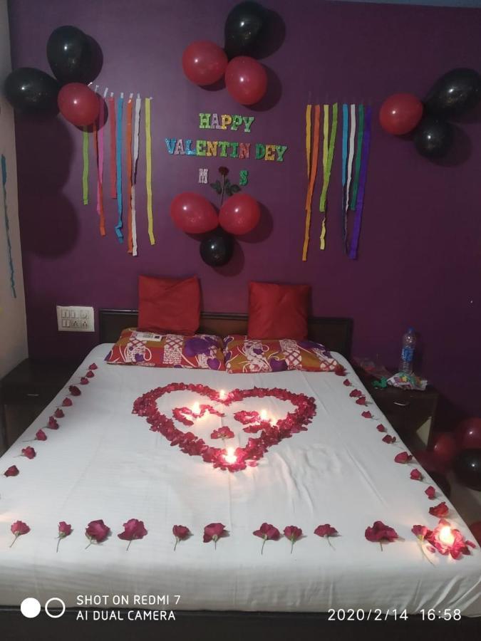 Hotel Swell Ahmedabad Esterno foto